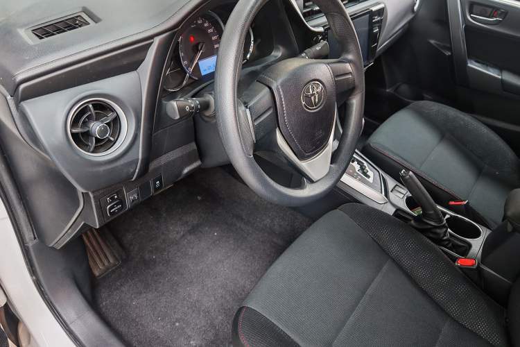 Used Toyota Corolla 2018 1.2T S-CVT GL Smart Enjoyment Version Interior 6