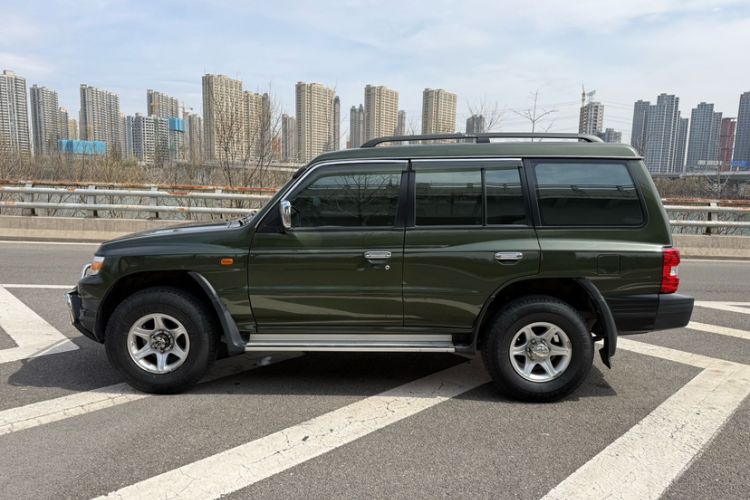 Used Leopaard Q6 2015 2.4L Manual 4x4 Excellence Edition
