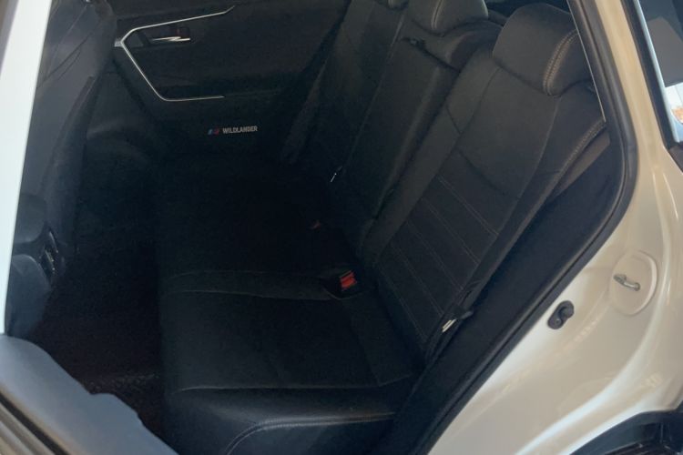 Used Toyota Wildlander 2020 2.0L CVT 4x4 Luxury Edition
