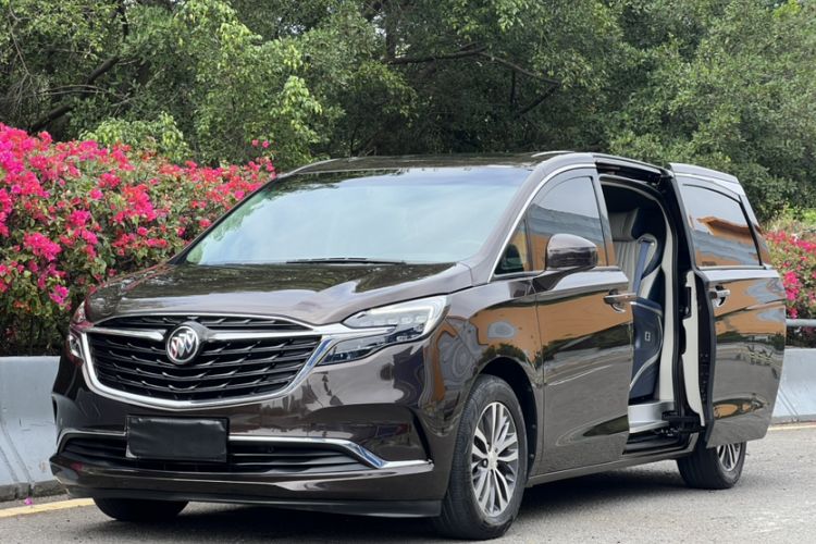 Used Buick GL8 2021 ES Landtrek 653T Comfort Edition