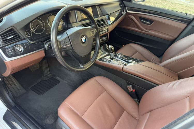 Used BMW 5 Series 2014 520Li Elegant Model