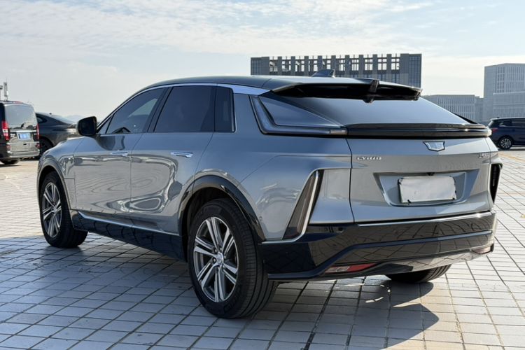 Used Cadillac LYRIQ 2024 Rear-Drive Standard Range Luxury Edition
