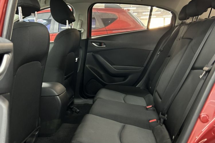 Used Mazda Mazda 3 Axela 2017 Sedan 1.5L Automatic Comfort Model Emission Standard China V
