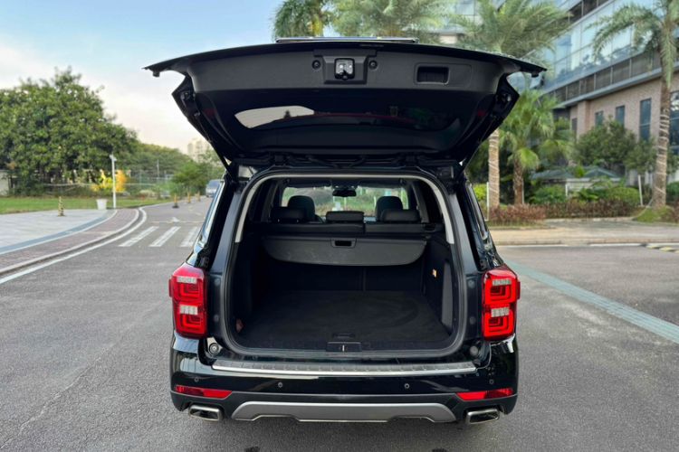 Used GAC Trumpchi GS7 2017 320T Two-Wheel-Drive Luxury Smart Connectivity Model