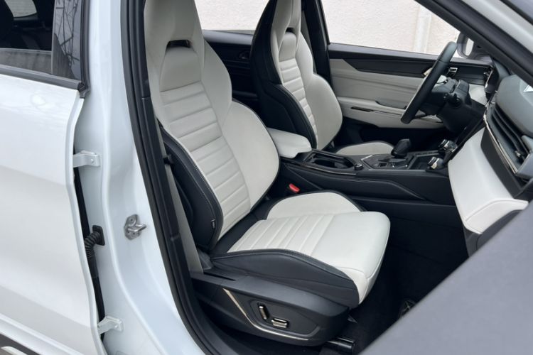 Used Lynk & Co 01 2023 1.5TD EM-F Dawn