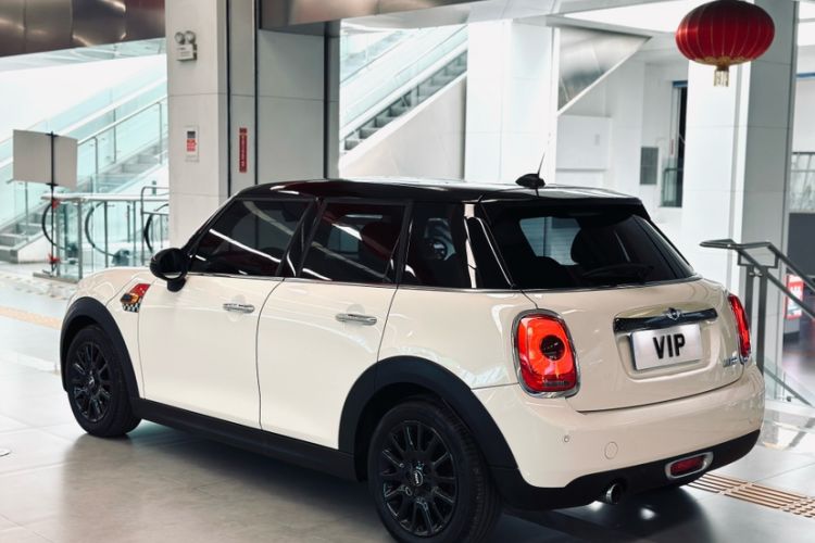 Used MINI MINI 2016 1.5T COOPER Five-Door Edition