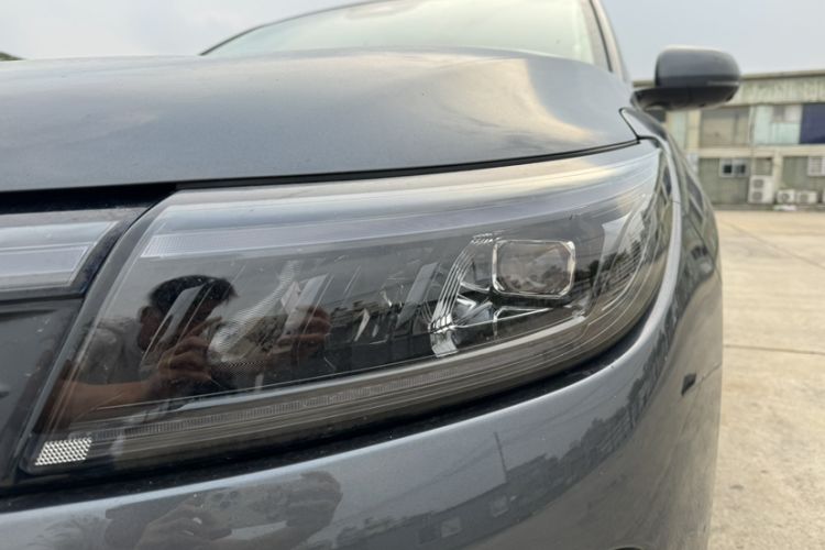 Used Hima AITO M7 2024 1.5T Rear-Drive Plus Version 5 Seats Left Front Headlight