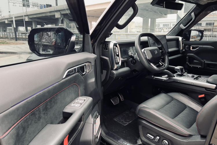 Used JETOUR Traveler 2023 2.0T All-Wheel Drive CrossPRO+
