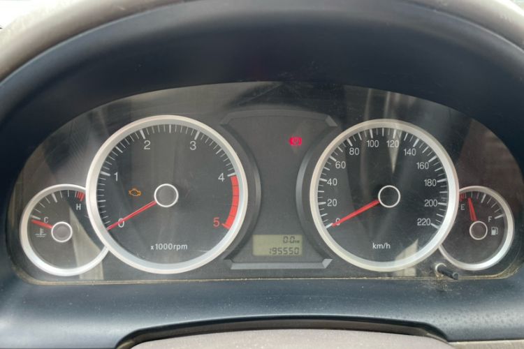 Used JMC Yuhu 7 2012 2.4T Two-Wheel Drive Manual Standard Edition JX4D24
