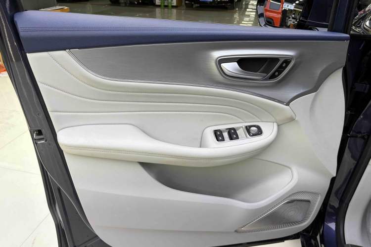 Used Roewe iMAX8 2021 400TGI Supreme Series Prestige Edition