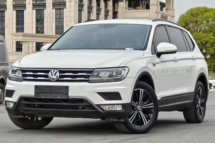Used Volkswagen Tiguan L 2020 330TSI Automatic Two-Wheel Drive Luxury Edition China VI Standard