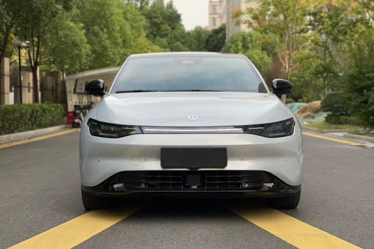 Used Leapmotor C01 2022 Four-Wheel Drive Dual-Motor Performance Version
