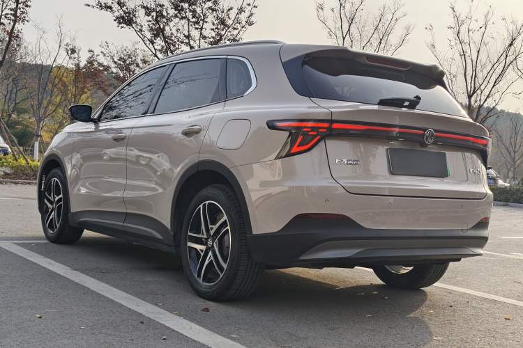 Used MG ES5 2025 525max Rear-Drive Intelligent Driving Version
