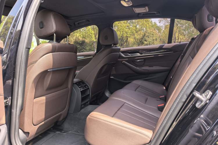 Used BMW 5 Series 2020 525Li M Sport Package
