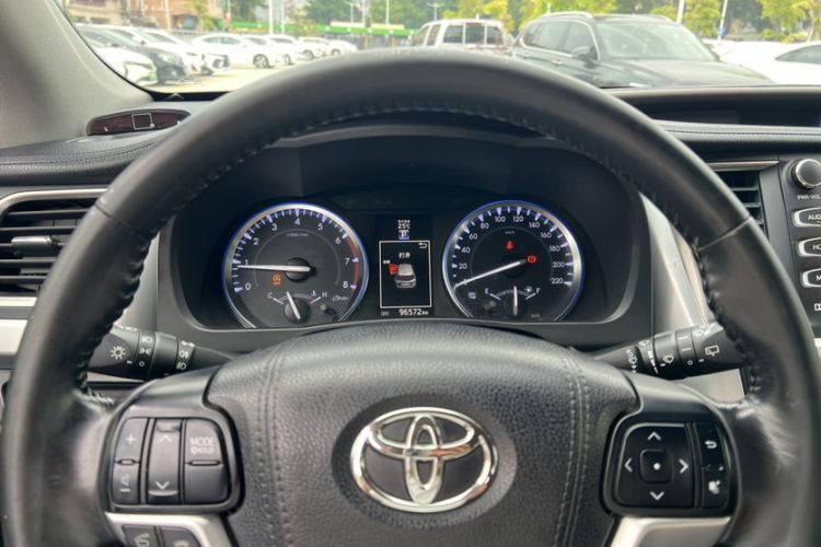 Used Toyota Highlander 2015 2.0T Four-Wheel Drive Luxury Edition 7-Seater