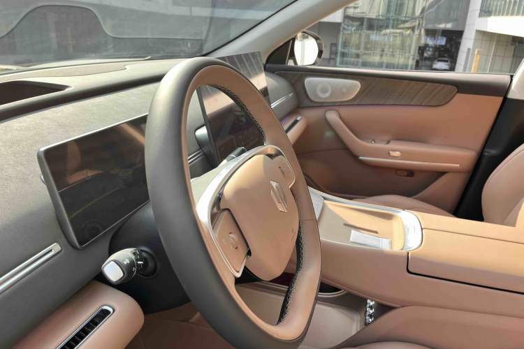 Used Leapmotor C11 2026 Range-Extended 300 LiDAR Prestige Edition
