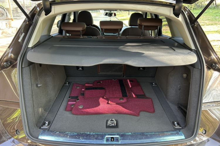 Used Audi Q5 2017 40 TFSI Technology Edition Interior 4