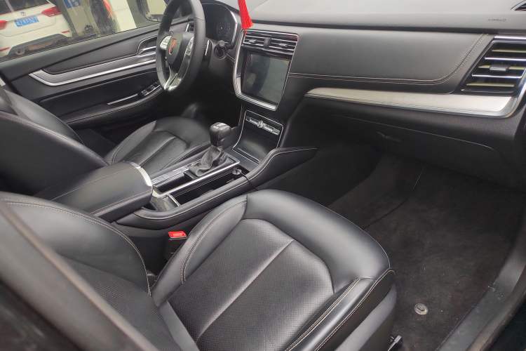 Used Roewe RX8 2018 30T Two-Wheel Drive Flagship Edition
