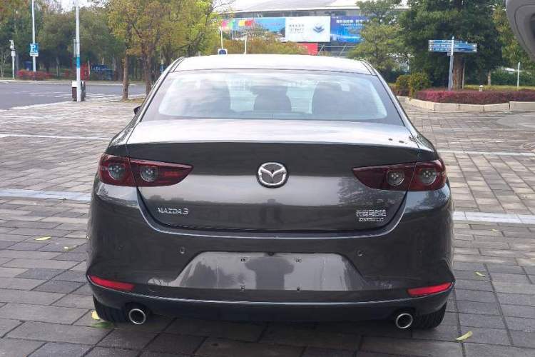 Used Mazda 3 Axela 2021 2.0L Automatic ZhiXuan Edition Exterior 6