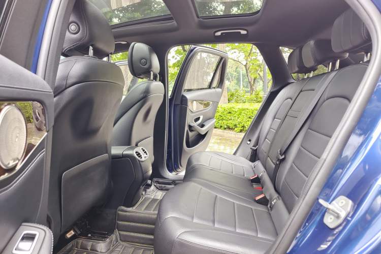 Used Mercedes-Benz GLC 2018 Facelift GLC 260 4MATIC Luxury Edition