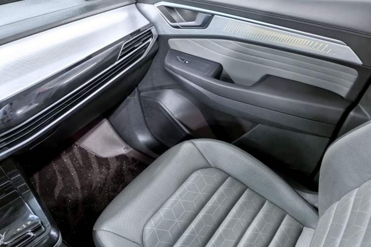 Used Volkswagen Talagon 2021 380TSI Four-Wheel Drive R-Line Touareg Edition
