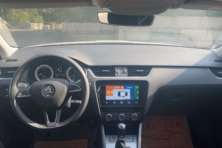 Used Skoda Octavia 2019 TSI280 DSG Luxury Edition Station Wagon China VI Standard