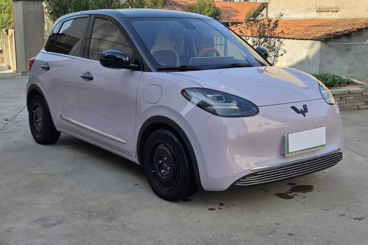 Used Wuling Bingo 2023 333 km Lingxi Connected Version
