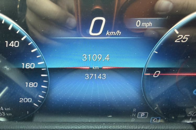 Used Mercedes-Benz EQB 2023 EQB 260 Odometer Close Up