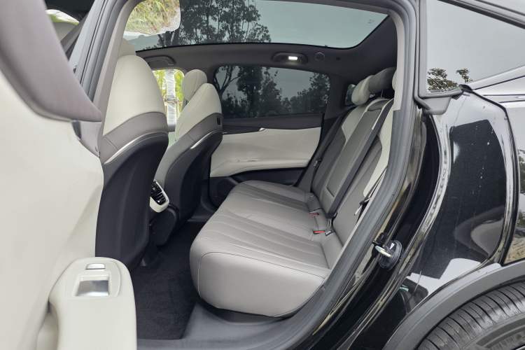 Used Deepal L07 2026 Model 550Ultra Huawei Qiankun ADS SE Edition
