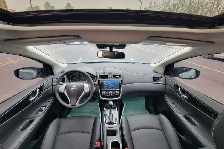 Used Nissan Tiida 2023 1.6L CVT Smart Drive Version Interior 3