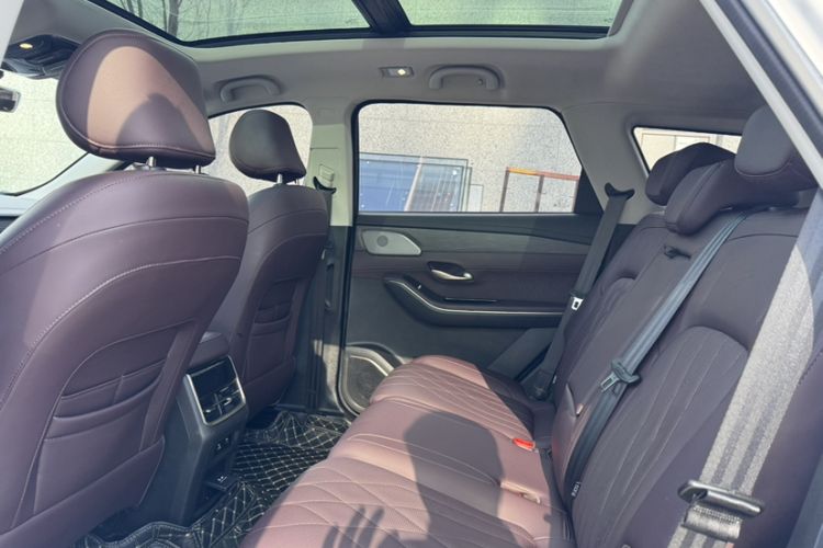 Used JETOUR X90 PRO 2024 2.0T DCT Luxury Edition 7 Seats
