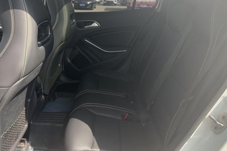 Used Mercedes-Benz GLA 2016 GLA 200 Fashion Model Interior 2