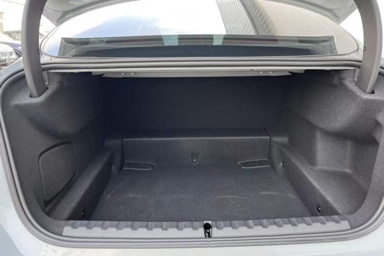 Used BMW 2 Series 2025 225L M Sport Night Edition Package Interior 5