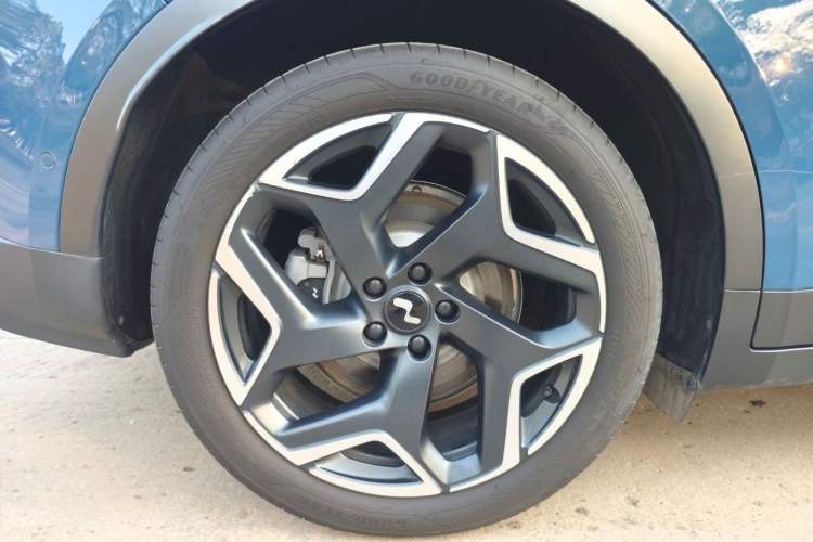 Used ONVO L60 2024 60 kWh Rear-Drive Version