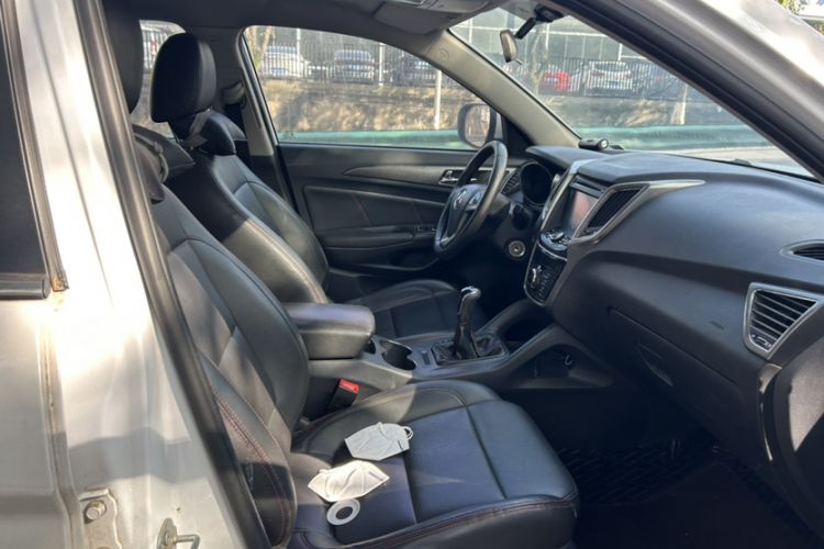 Used CHANGAN CS75 2014 2.0L Manual Luxury Version China IV Standard