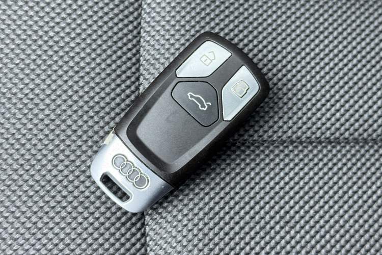 Used Audi A4L 2018 30th Anniversary Edition 30 TFSI Ambition Model Interior 3