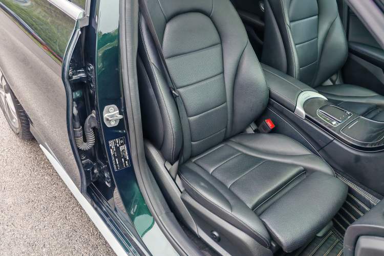 Used Mercedes-Benz C-Class 2019 Restyled C 260 L Sport Edition Right Front Seat