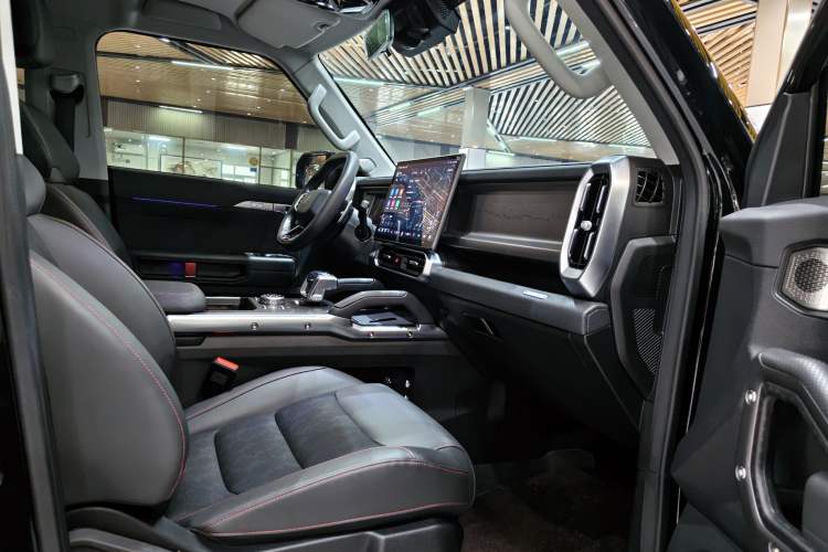 Used JETOUR Traveler 2023 2.0T Four-Wheel Drive Conqueror