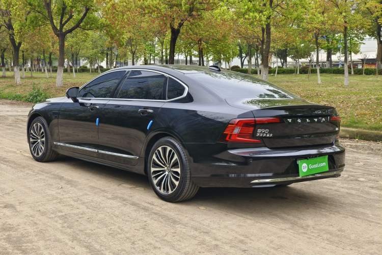 Used Volvo S90 2024 B5 Zhiyi Luxury Edition