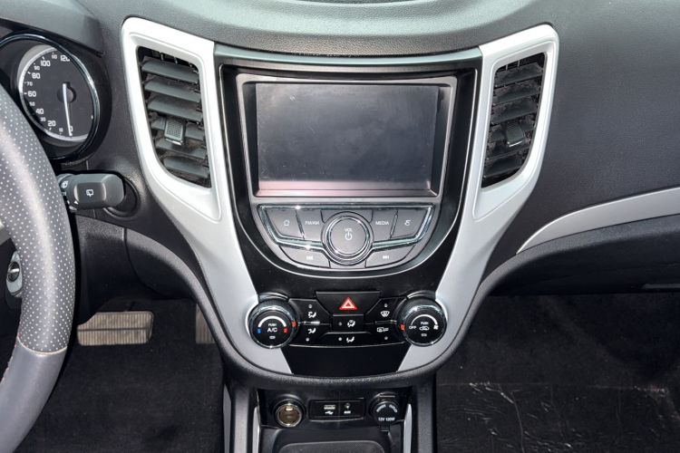 Used Changan CS35 2016 1.6L Automatic Luxury Model China V Standard