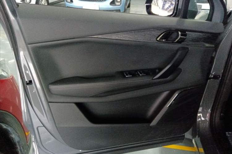 Used Lynk & Co 06 2023 Remix 1.5T JinPro