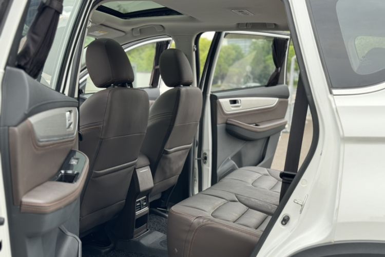 Used FORTHING Joyear X5 2017 1.6L CVT Luxury Model
