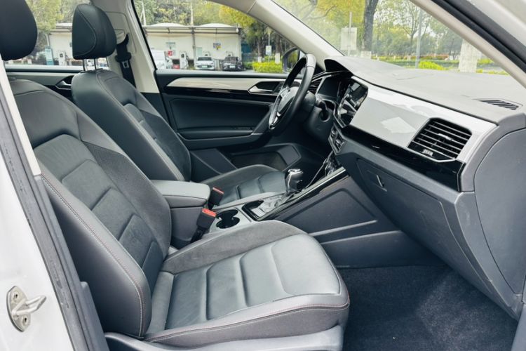 Used Volkswagen Tayron 2019 330TSI Two-Wheel-Drive Luxury Plus China VI Standard
