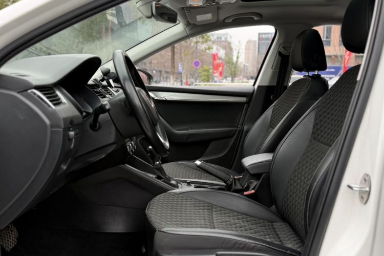 Used Skoda Octavia 2018 TSI230 DSG Luxury Edition
