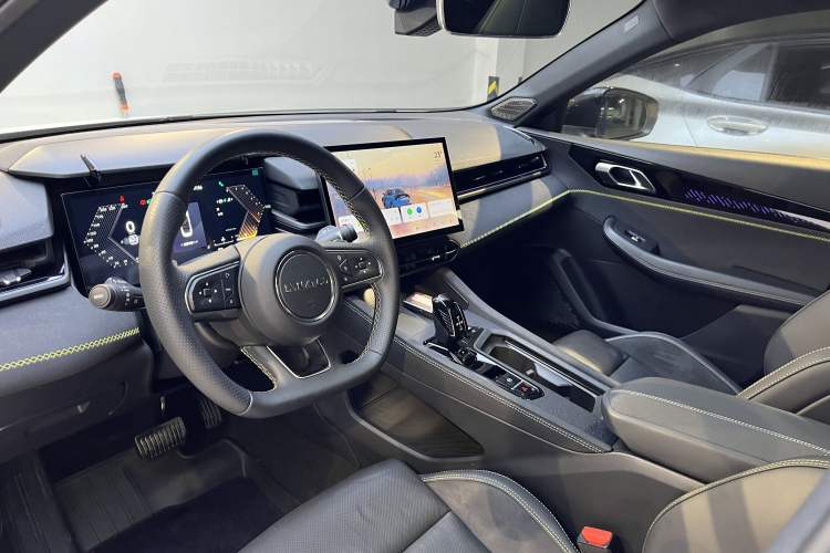 Used Lynk & Co 03 2023 2.0TD DCT JingPro
