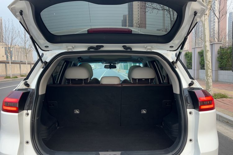 Used Geely Auto Emgrand X7 Sport 2022 1.8TD DCT Zhiya Trim