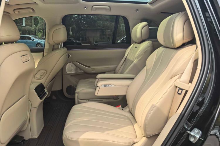 Used Hima AITO M7 2026 Model Range-Extending Ultra All-Wheel Drive 6-Seater Version Interior 3