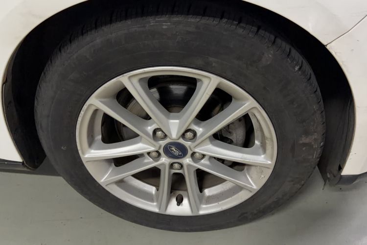 Used Ford Focus 2018 Two-Door Classic EcoBoost 125 Manual - Supercharged Style SmartDrive Edition
