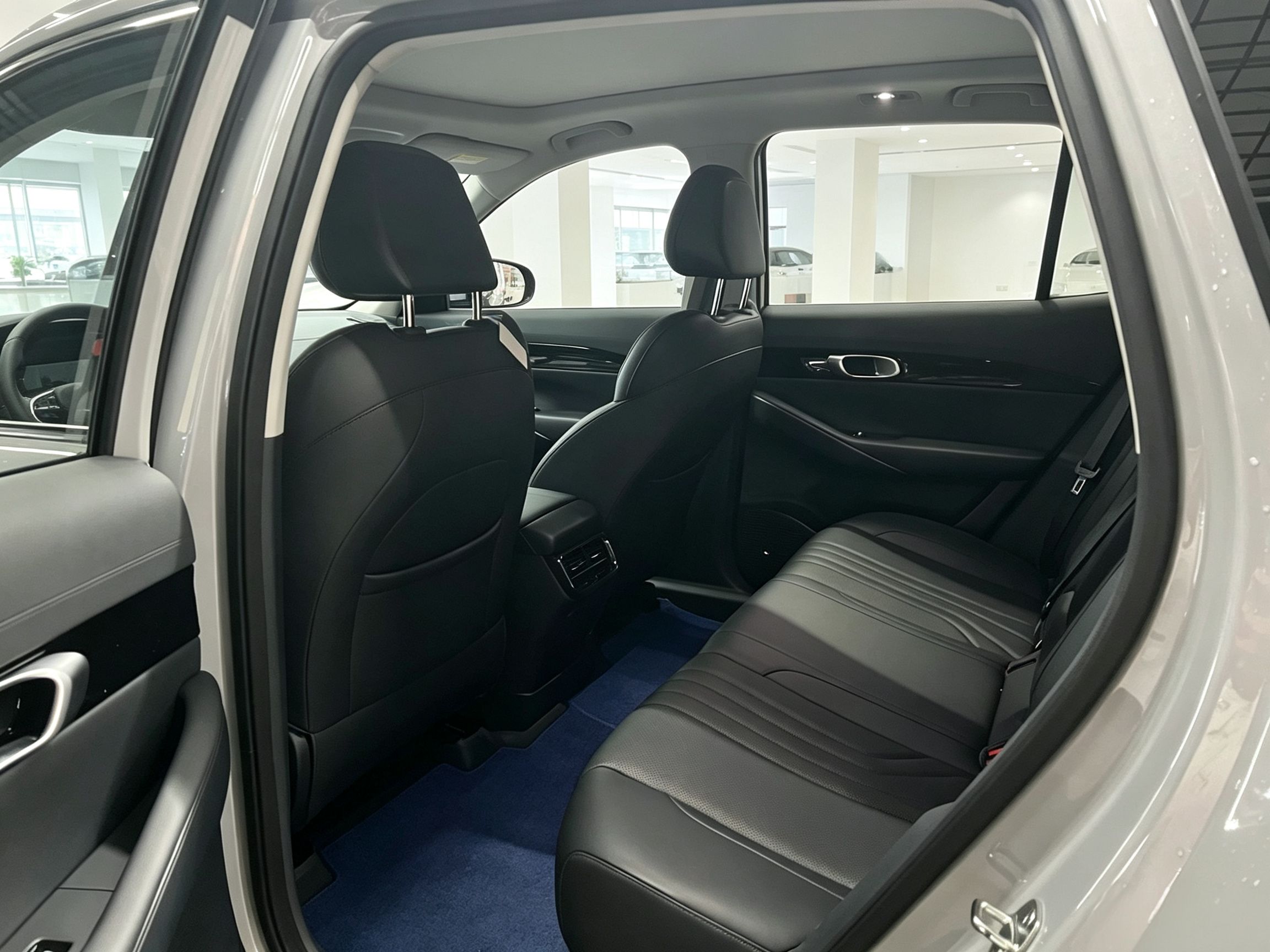 Geely Galaxy E5 2024 530 km Exploration+ Version — снимка 20