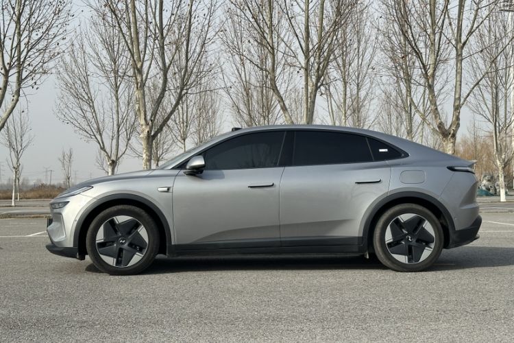 Used ONVO L60 2024 60 kWh Rear-Drive Version Exterior 3